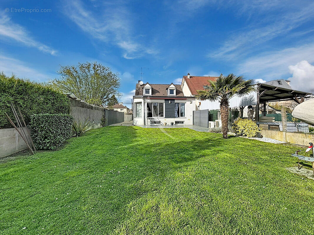 Maison à MITRY-MORY