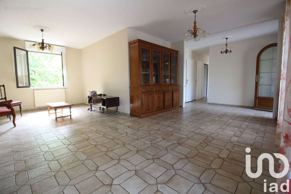 Photo 4 - Maison à CHATELLERAULT