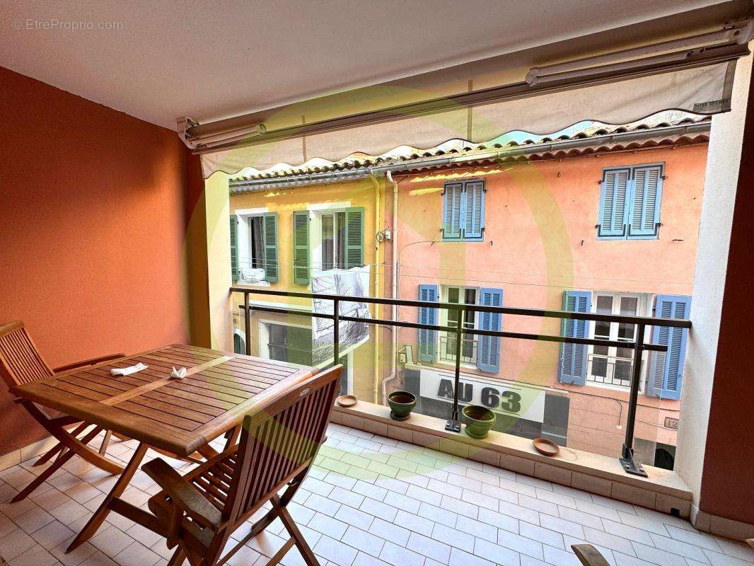 Appartement à SANARY-SUR-MER