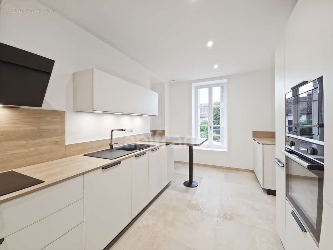 Appartement avec terrasse et parking sécurisé - photo 4