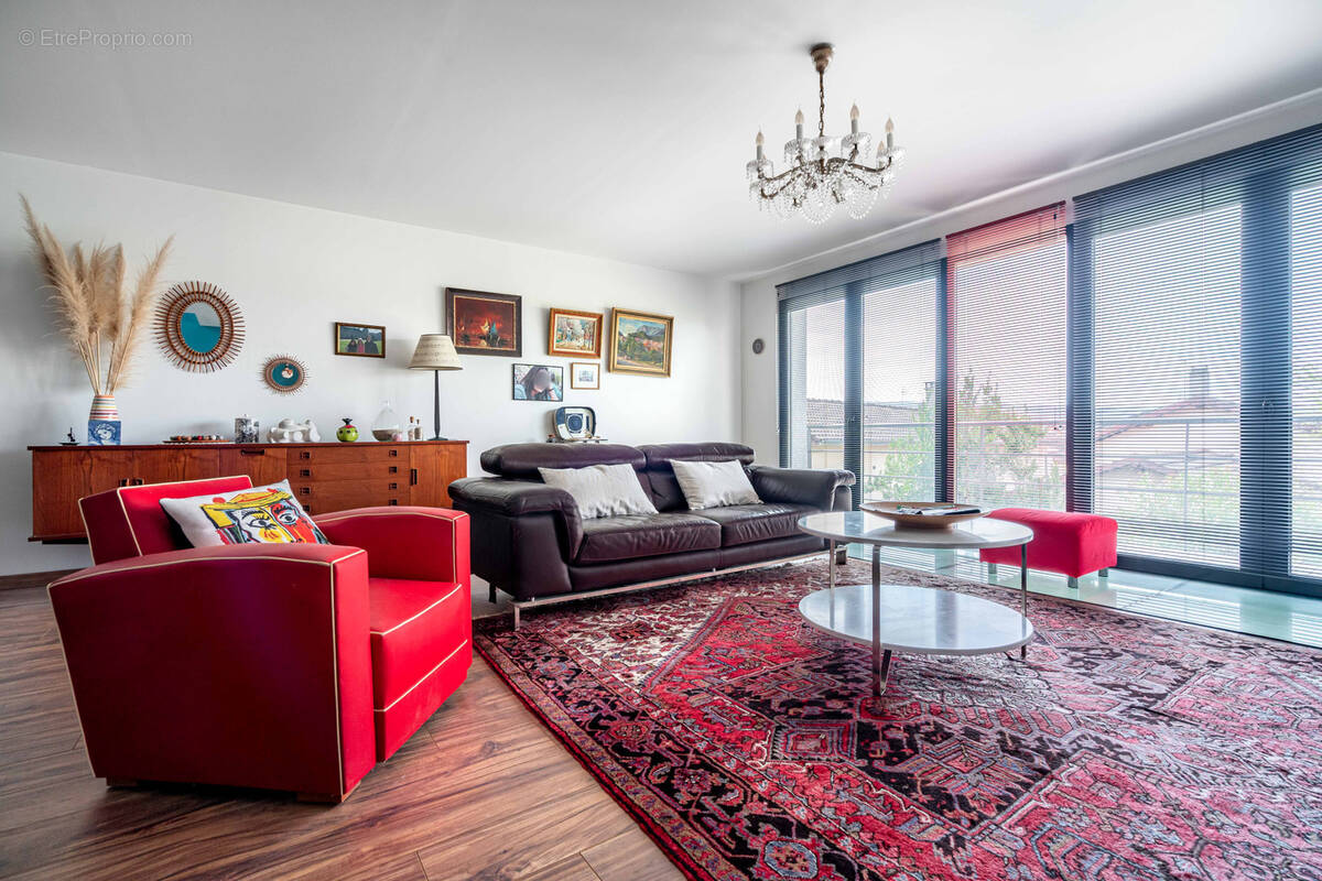 Maison à BOURGOIN-JALLIEU