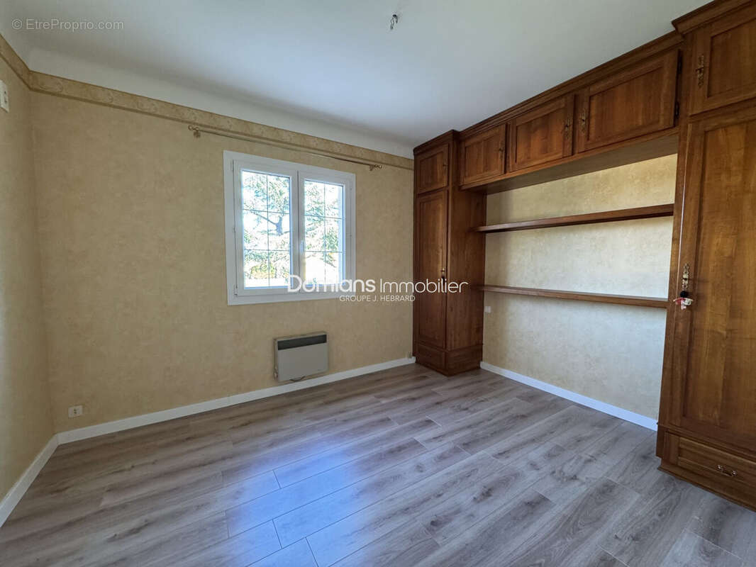 Maison 145 m² à Llupia  - photo 7