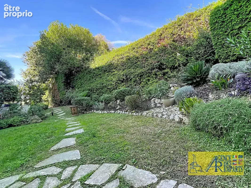 Antibes   appartement 3 pièces avec terrasse et grand jardin privatif - photo 27