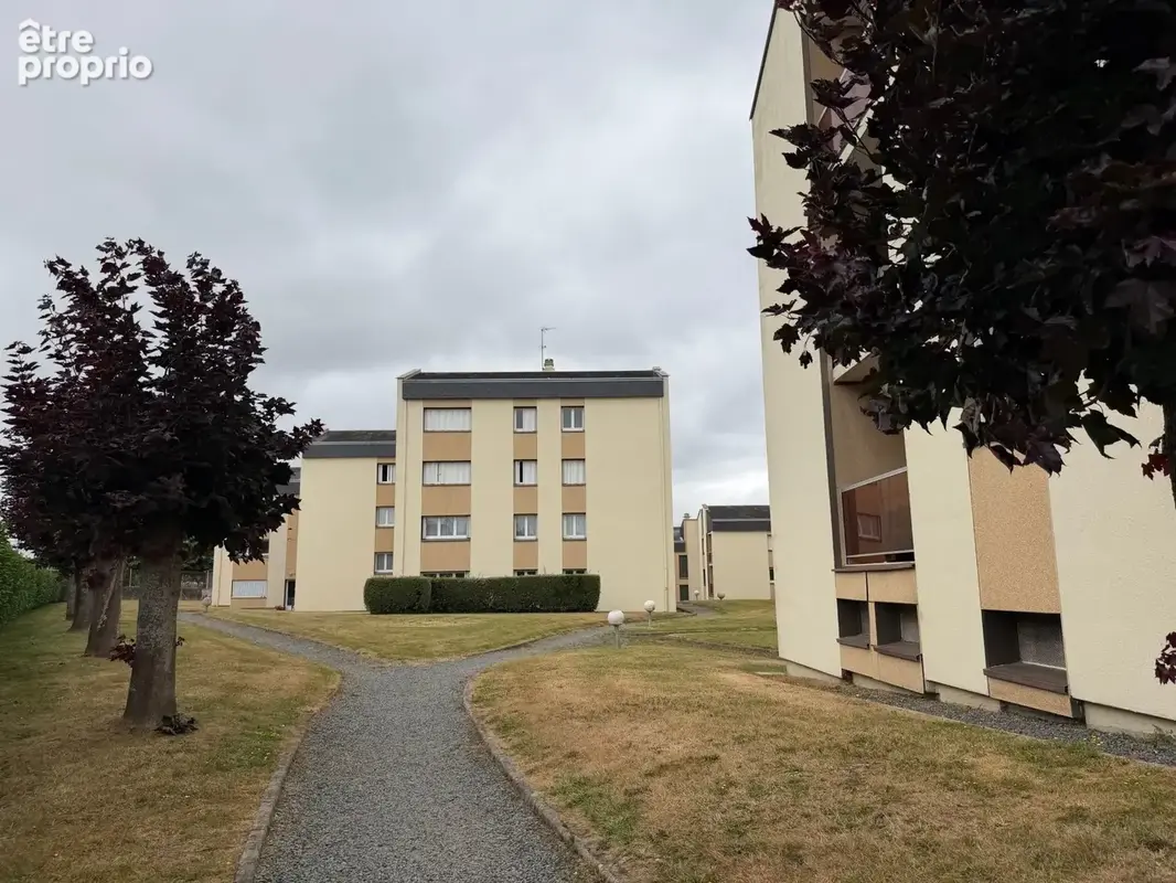 Appartement 84 m² à Guingamp  - photo 7