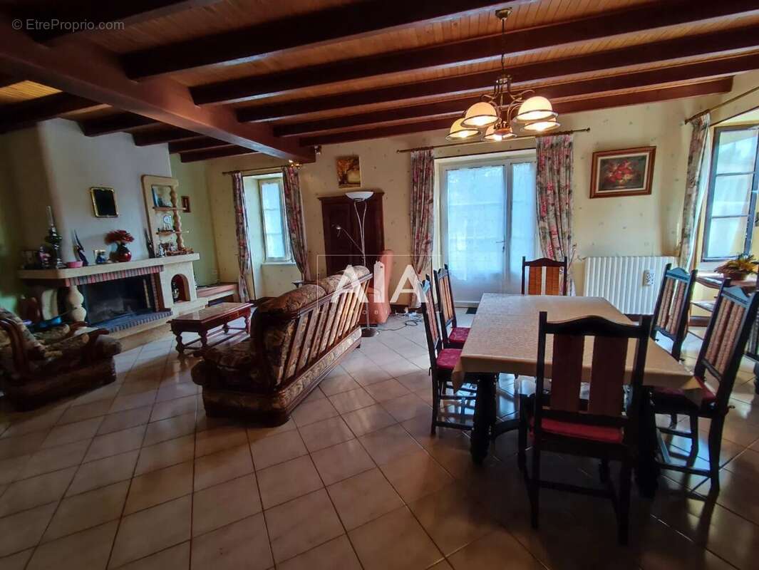 Maison à VILLEFAGNAN