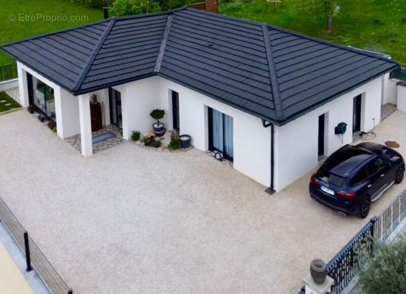 Maison à SAINT-JEAN-DE-GONVILLE