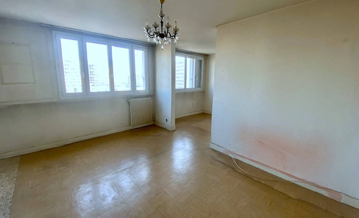 Appartement à ISSY-LES-MOULINEAUX