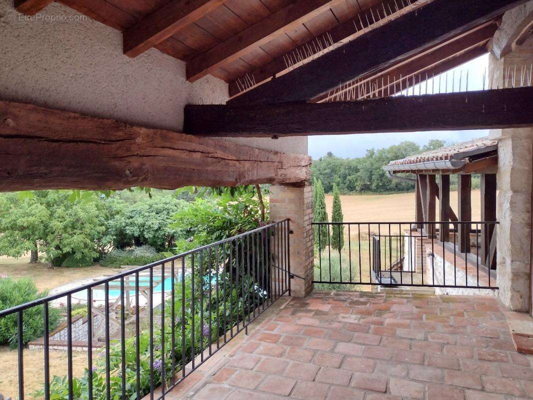 Maison à CASTELNAU-DE-MONTMIRAL