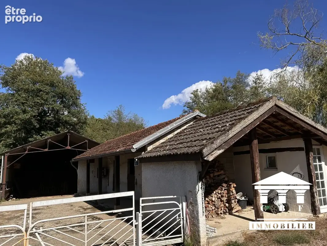 Maison 164 m² à L'abergement-Sainte-Colombe  - photo 3