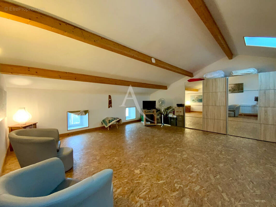 Maison à JONZAC