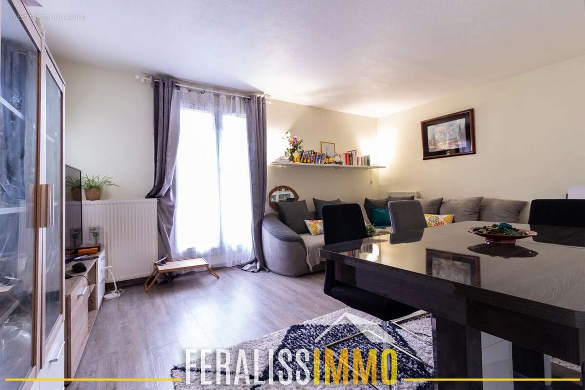 Appartement à ERAGNY