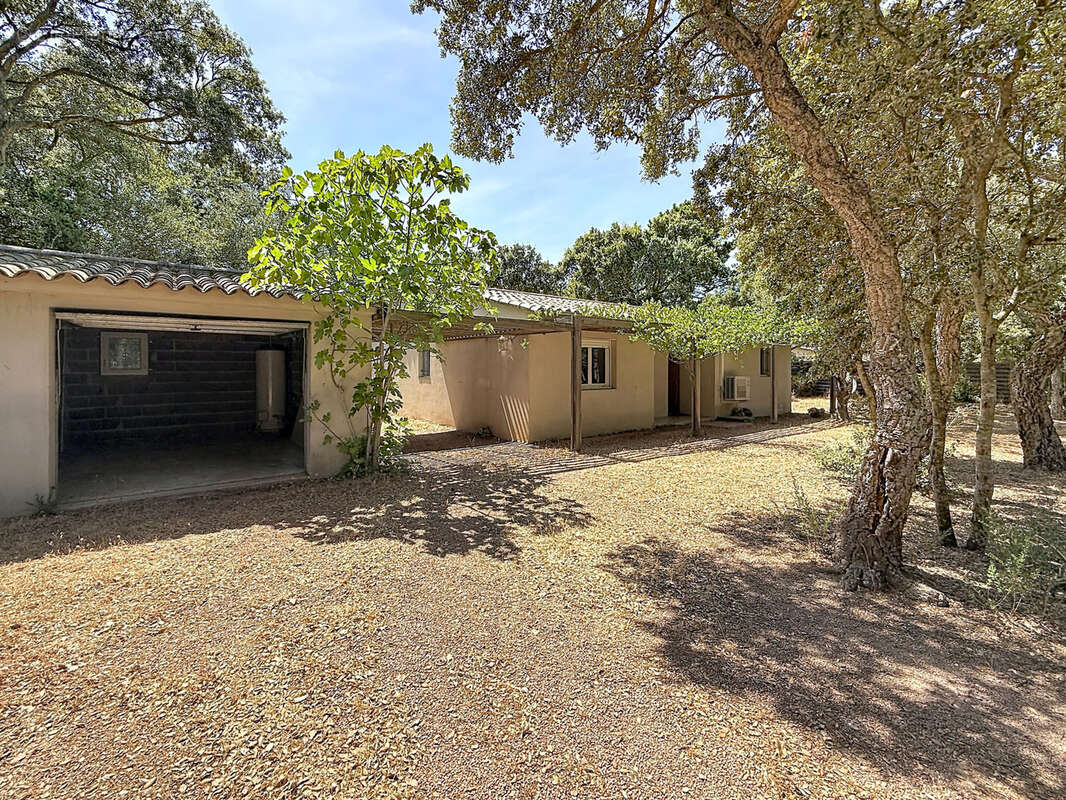 Maison T4 - environnement calme à 10 min de Porto-Vecchio - photo 13