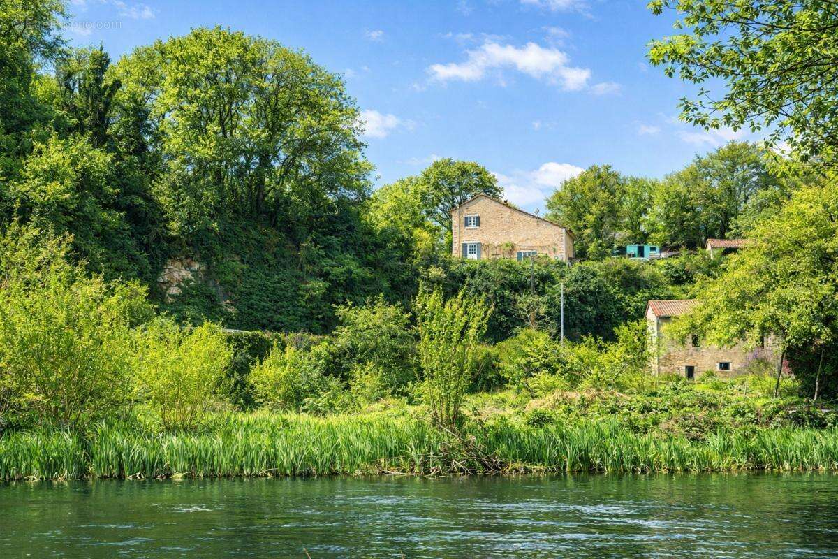 Charmante maison de 4 chambres au bord de la rivière avec de - photo 14