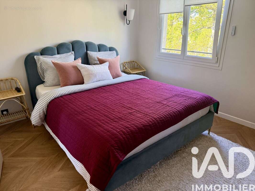 Photo 8 - Appartement à LA CELLE-SAINT-CLOUD