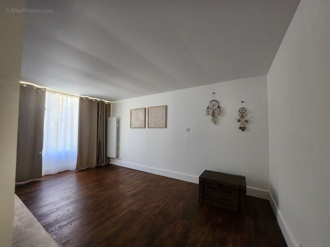 Maison à SAINT-GERMAIN-LES-BELLES