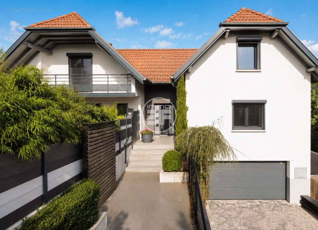 Maison 202 m² à Folgensbourg  - photo 2