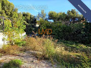 Terrain à LE CASTELLET