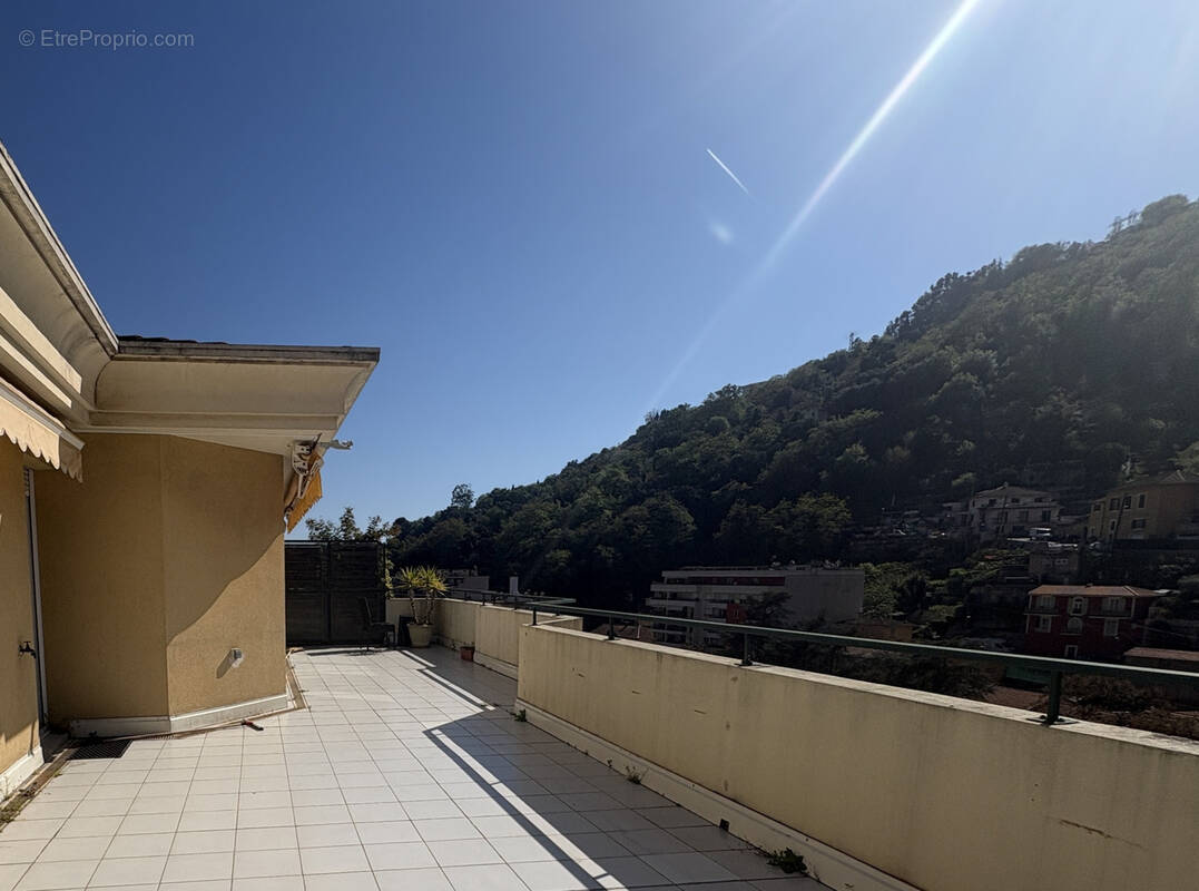 Appartement à MENTON