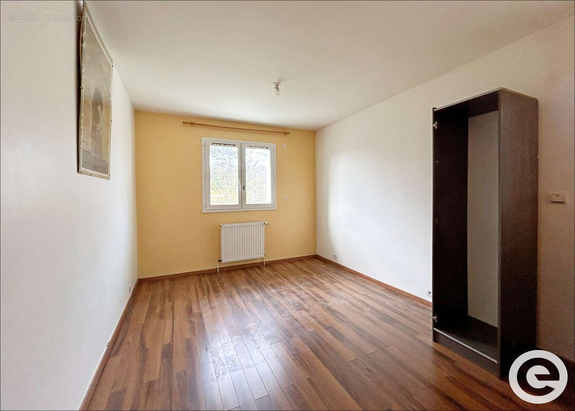 Maison à SAINT-MARTIN-DU-TERTRE