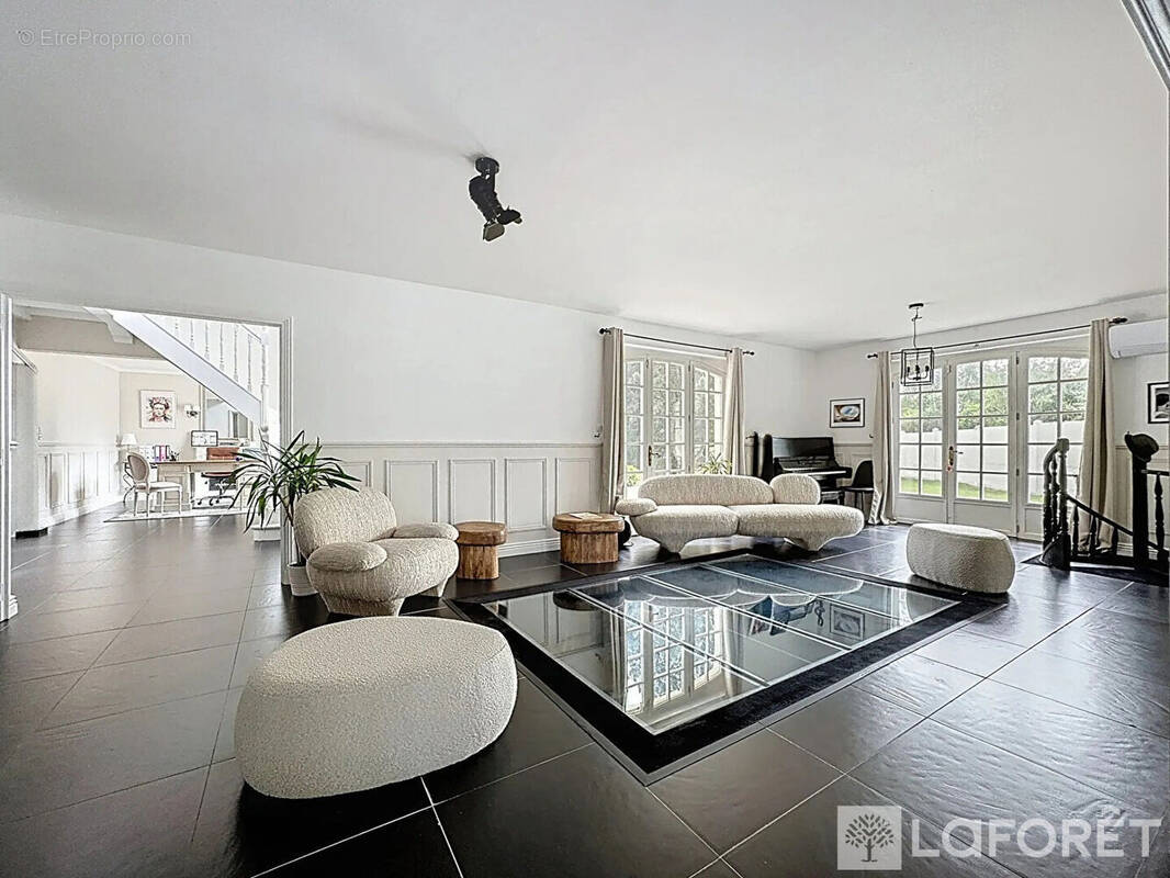 Maison à AIRE-SUR-LA-LYS