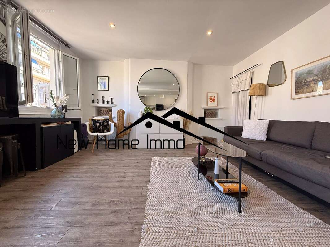 Appartement à MARSEILLE-6E