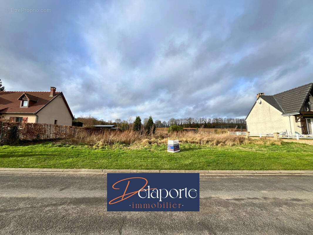 Terrain à FOSSEMANANT