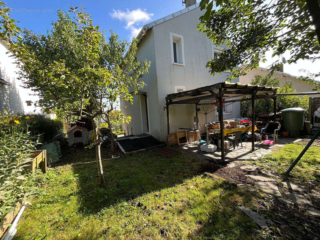 Maison à VILLEMOMBLE