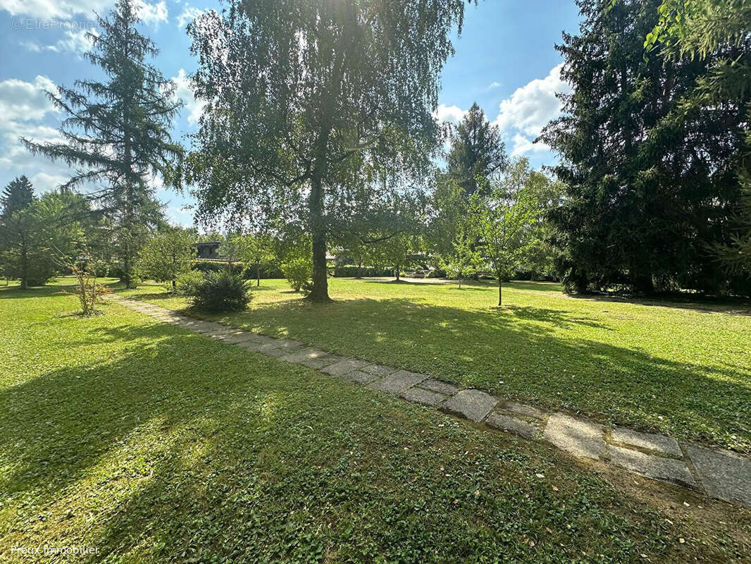 Appartement à ANNECY-LE-VIEUX