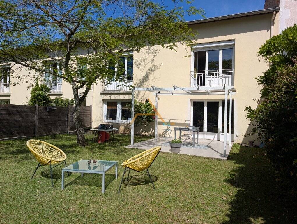 Dieulefit maison de ville 185m² avec jardin - photo 2