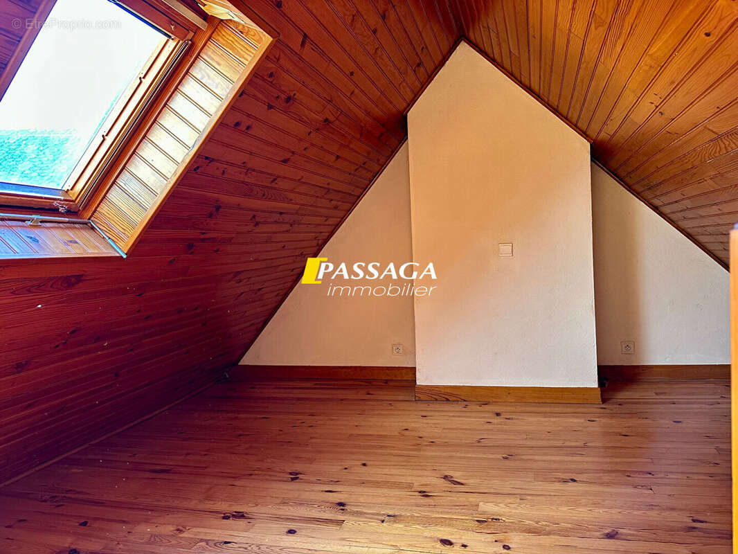 A VENDRE - Maison d'habitation de type 3 avec terrasses et jardin non attenant - SAINT GERMAIN DU TEIL - photo 14