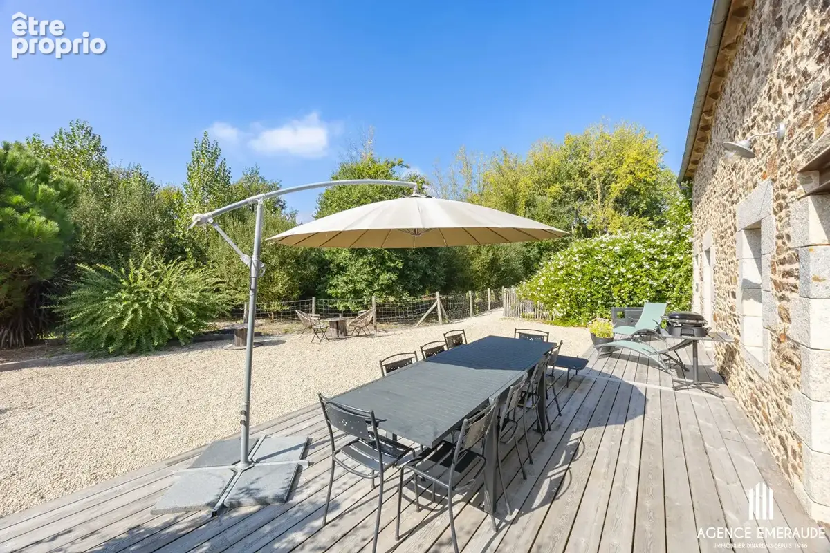 À vendre , Plouër-sur-Rance propriété de 2 charmantes maisons en pierres d'une surface d'environ 184 m² habitable sur un terrain - photo 14