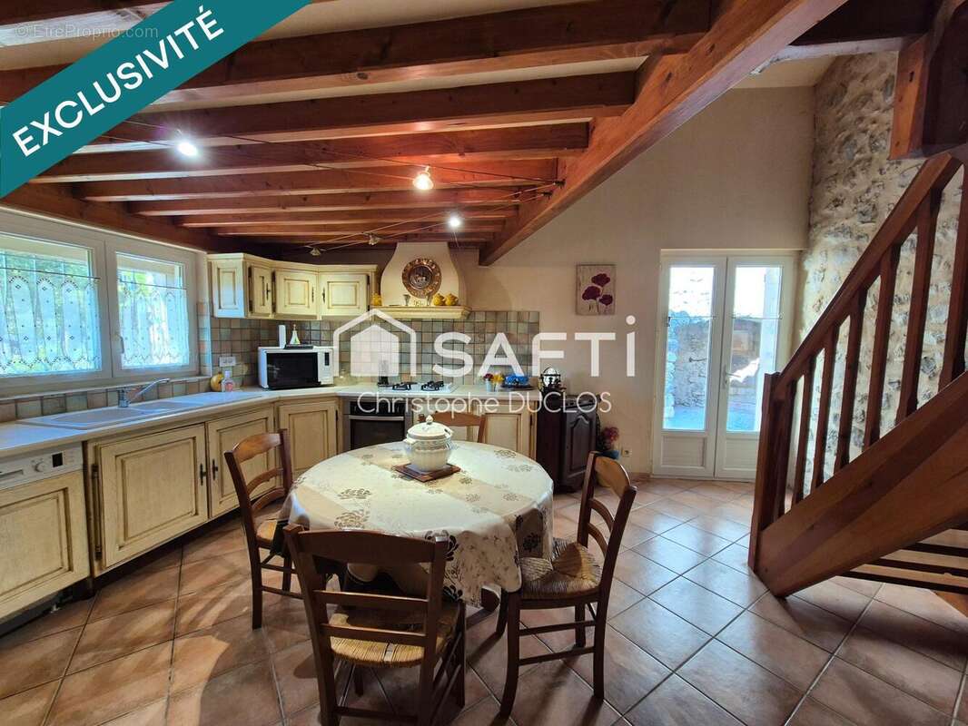 Maison 97 m² à Valbelle  - photo 4