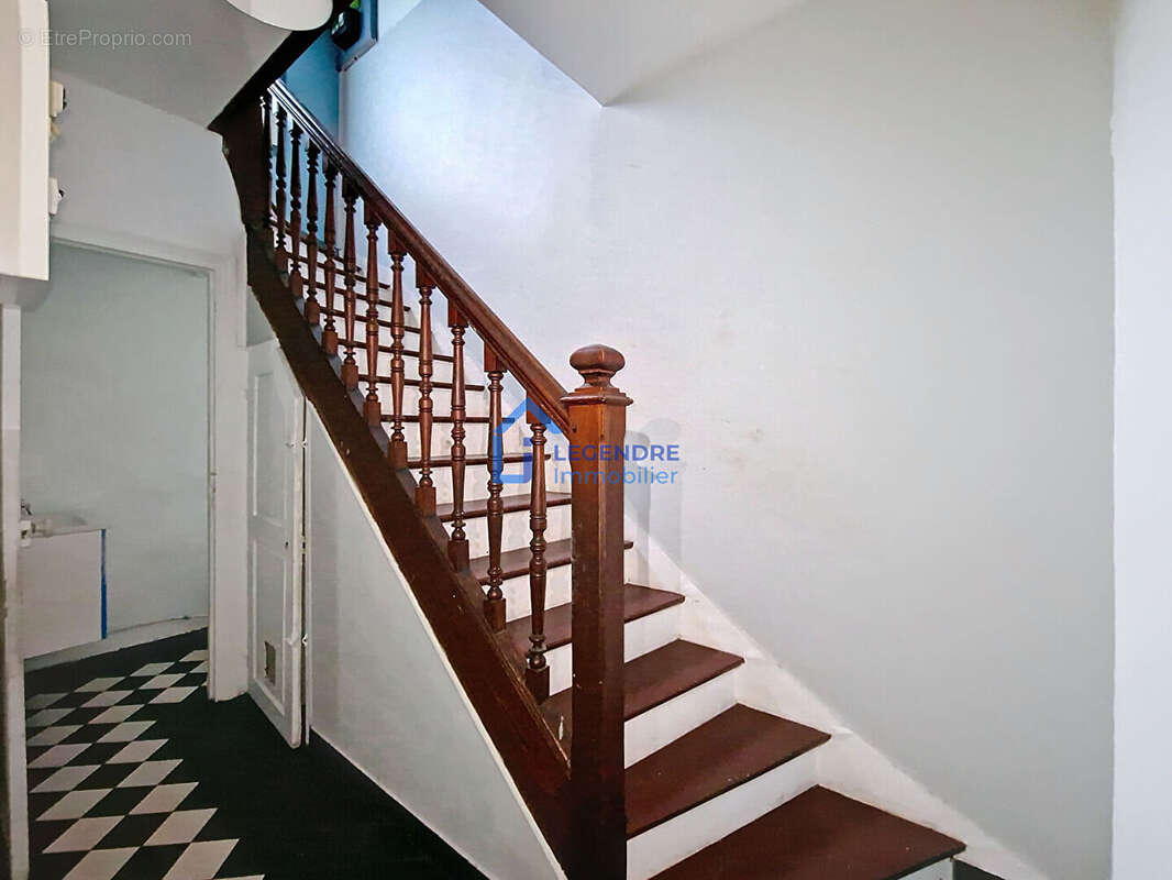 Maison à MONTIGNY-LES-CORMEILLES