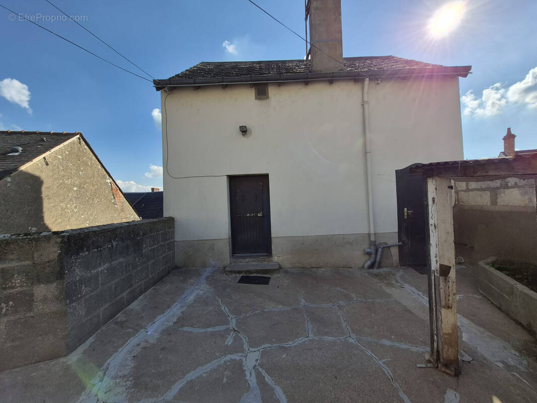 Maison à MONTRICHARD