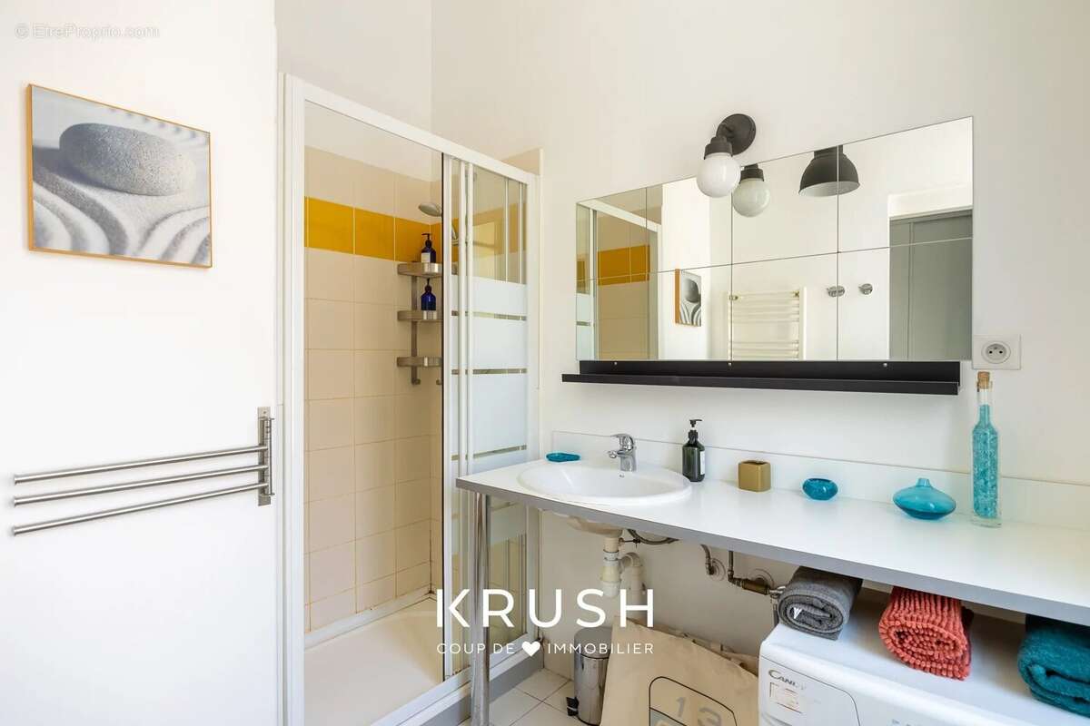 Appartement à MARSEILLE-2E