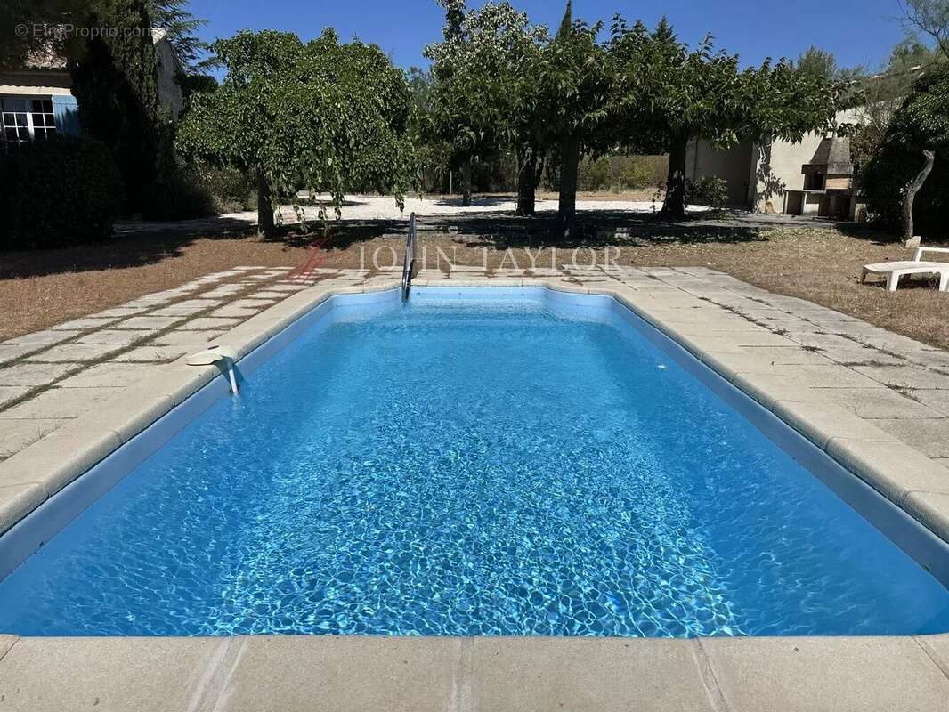 Fontvieille - Maison en pierre avec piscine - photo 5