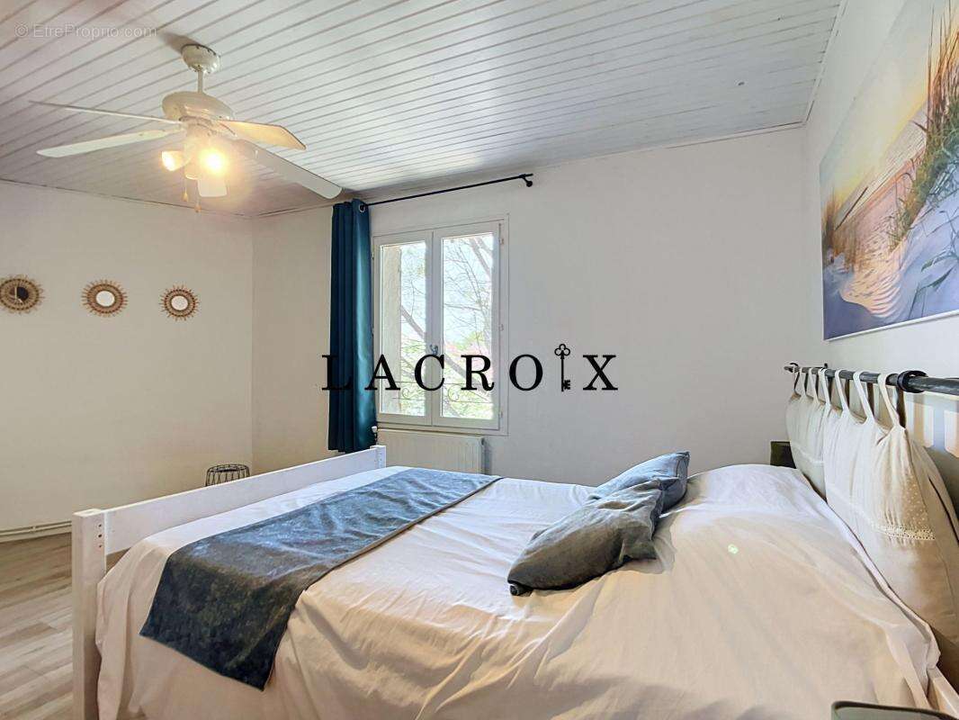 Maison 197 m² à Althen-Des-Paluds  - photo 18