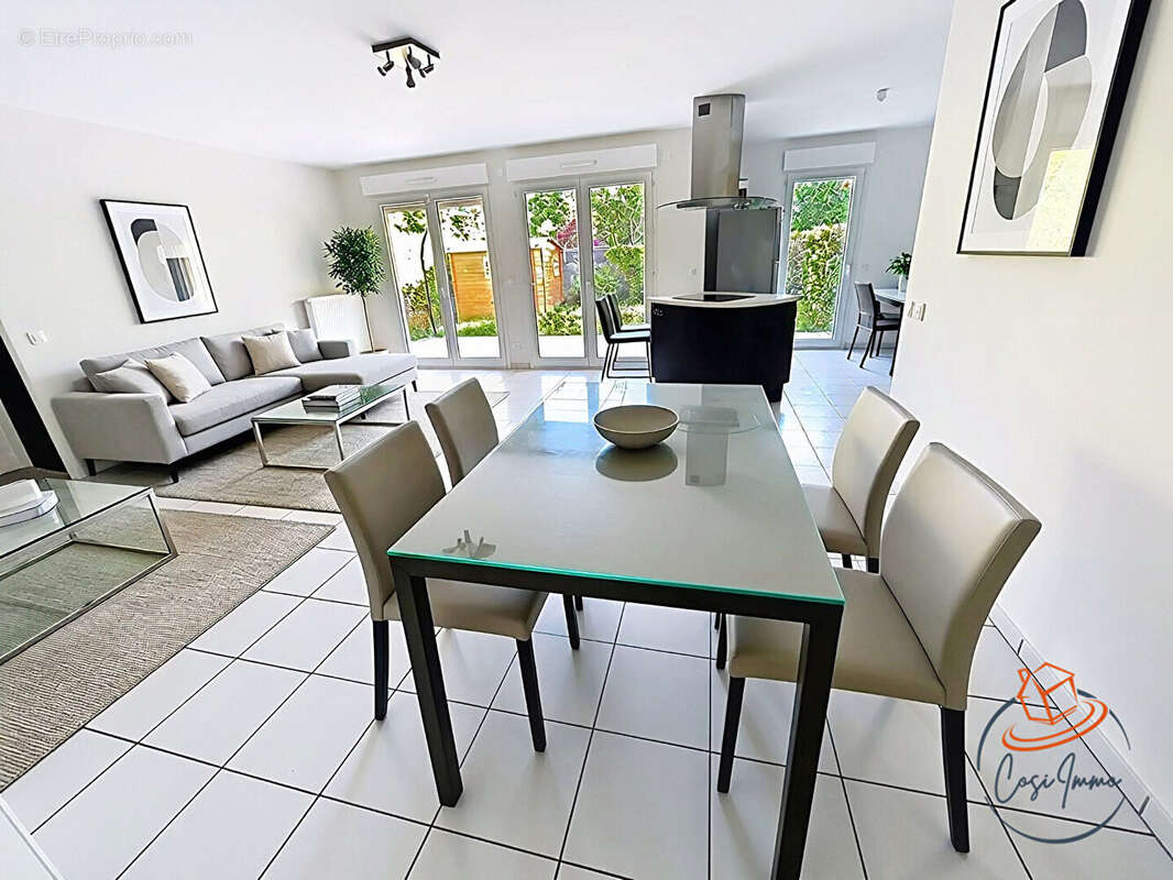 Appartement à SAINT-GENIS-POUILLY