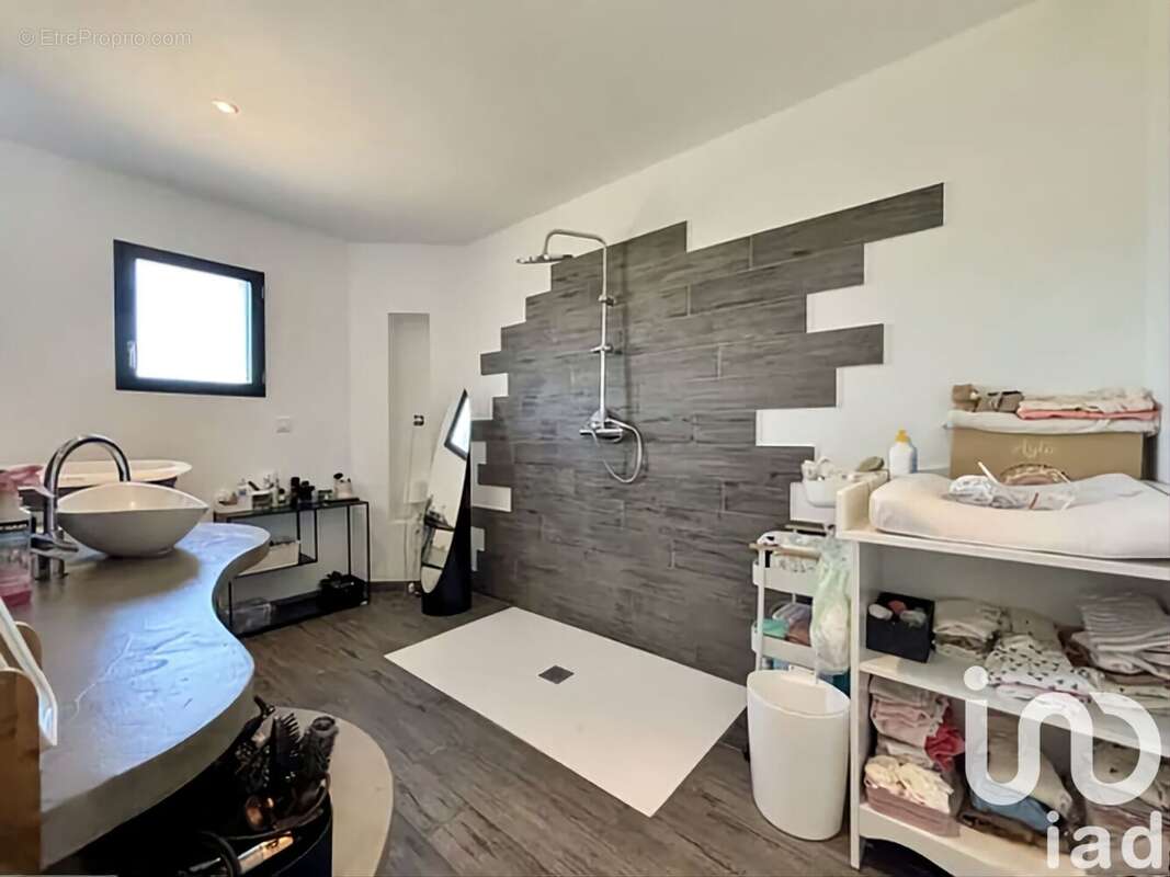 Photo 9 - Maison à CHATELLERAULT