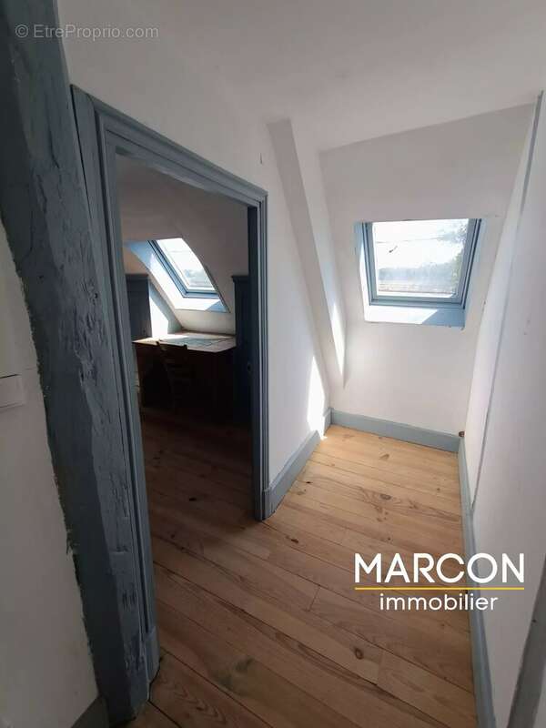 Maison à LE MONTEIL-AU-VICOMTE