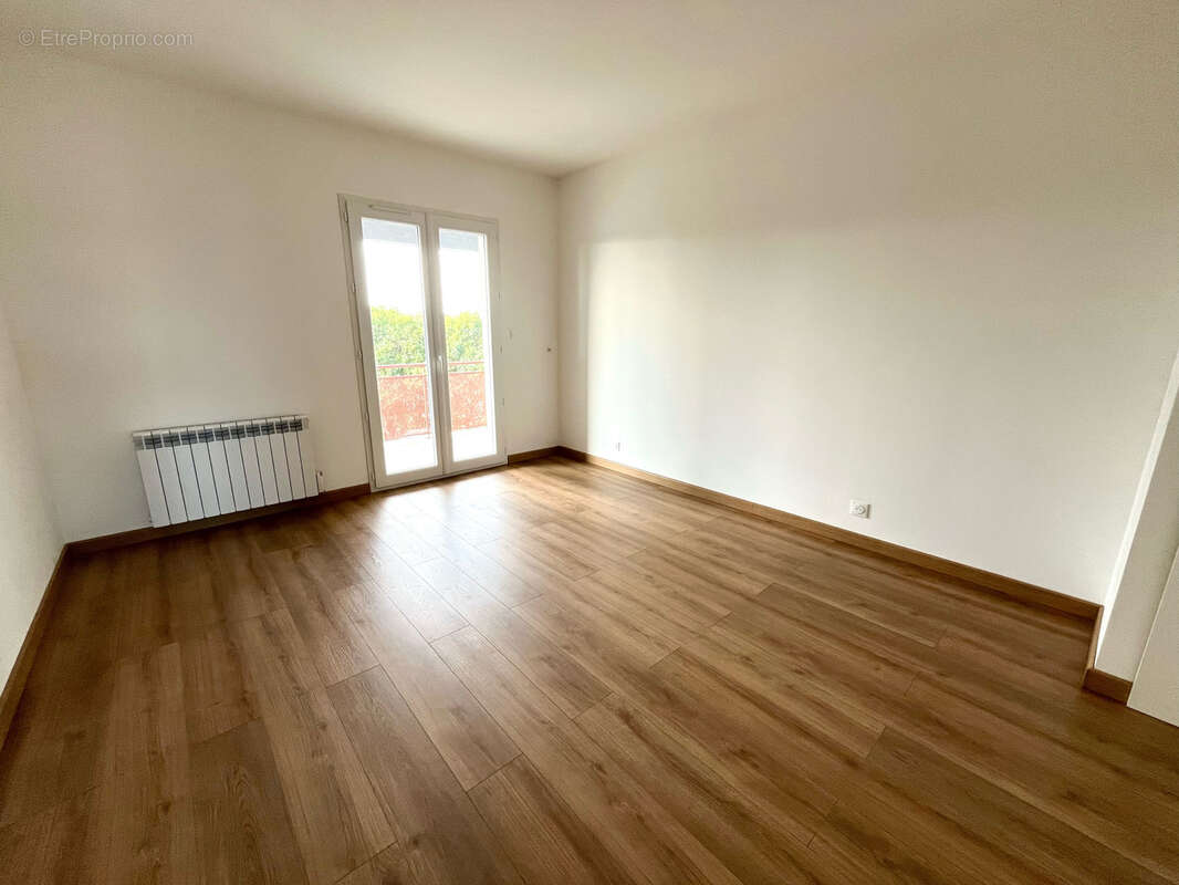 Appartement à PORT-DE-BOUC
