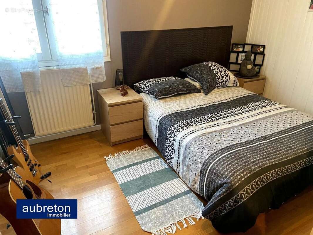 Appartement à LE PONT-DE-CLAIX