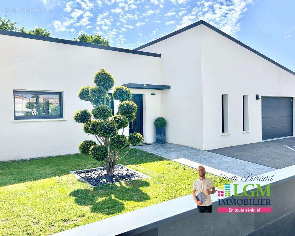 Maison à LA BOISSIERE-DES-LANDES