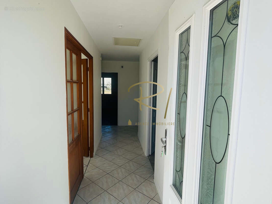 Maison de plain pied centre ville Ruoms - photo 6