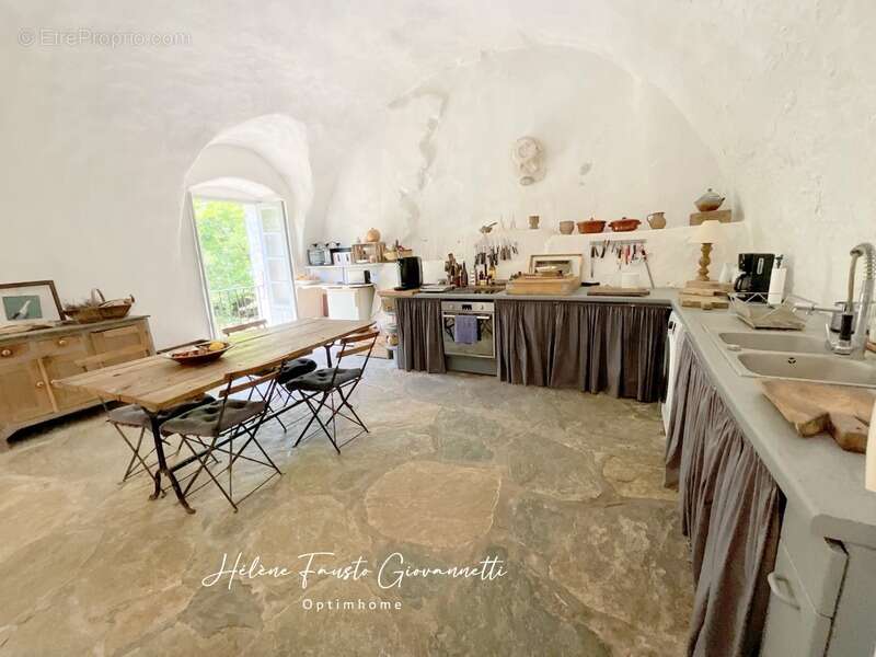 Ancien Moulin en Pierre avec dépendances sur près de 2,3 hectares – Santo-Pietro-di-Tenda - photo 14