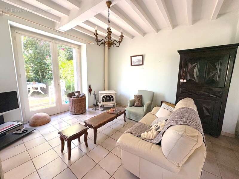 Maison à EUGENIE-LES-BAINS