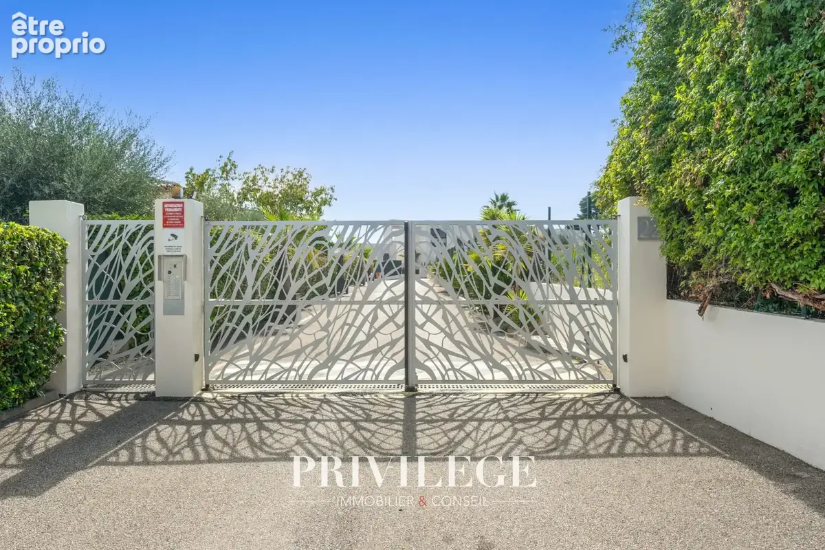 Nice   villa contemporaine avec piscine, vue dégagée et aperçu mer   domaine sécurisé - photo 34