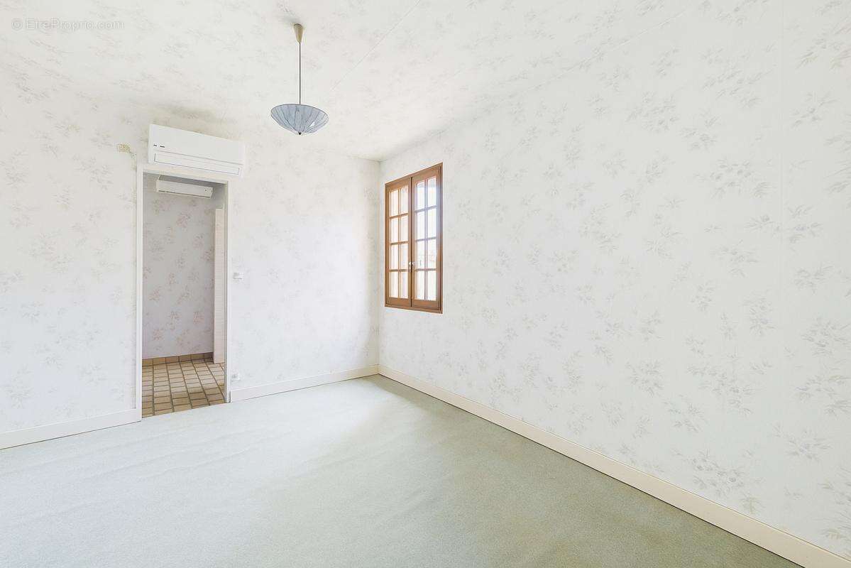 Maison à BOURG-LES-VALENCE