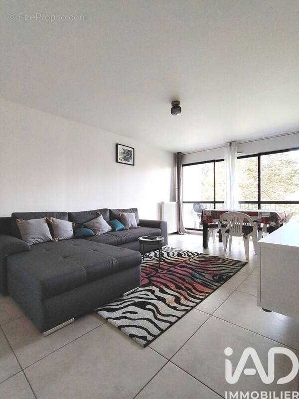 Photo 1 - Appartement à LES ULIS