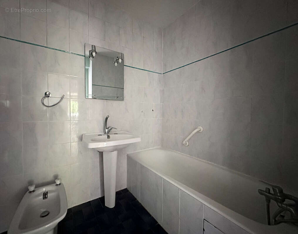 Appartement à ROMANS-SUR-ISERE